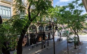 SHF Plaza de la Reina